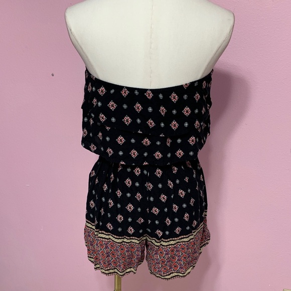 Hollister Black Strapless Patterned Romper XS - Picture 6 of 10
